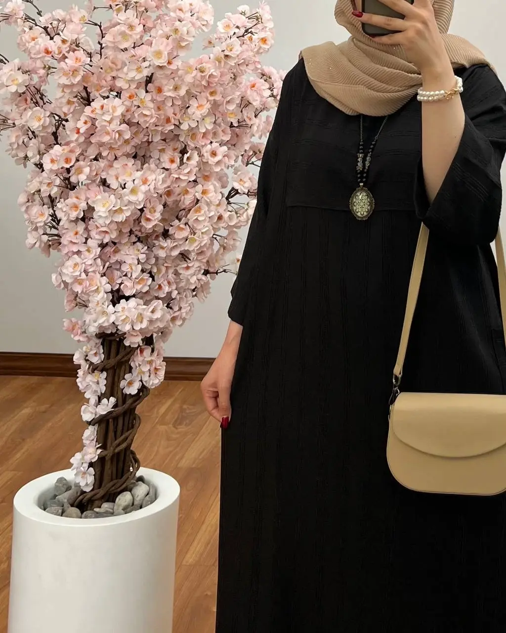مانتو بلند ثمین ۱